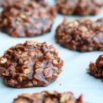 Pé de moleque de aveia com chocolate e óleo de coco