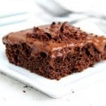 Bolo de Chocolate de liquidificador fácil, saboroso, molhadinho e muito nutritivo, sem glúten e sem lactose