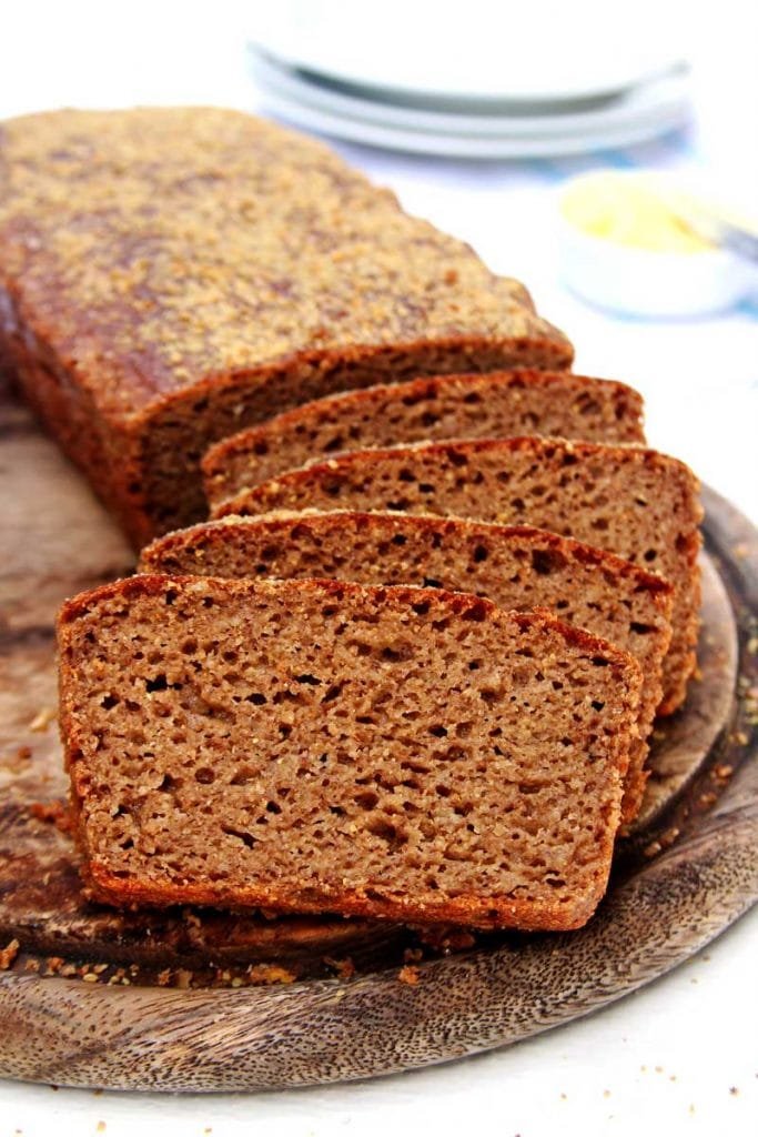 Receita de Pão Australiano Fit feito no liquidificador super nutritivo, sem glúten e sem lactose