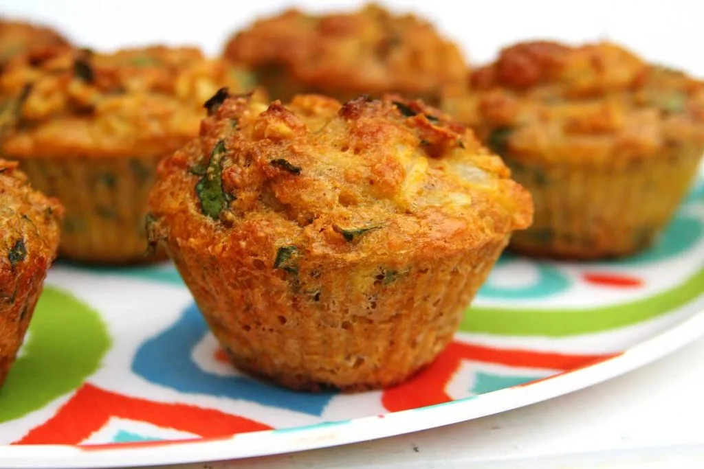 Bolo de Batata Doce salgado, perfeito para o lanche, pode ser congelado e é muito simples de preparar!
