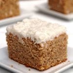 Bolo gelado de coco macio, molhadinho e simples de preparar!