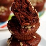 Bolo vegano de chocolate sem farinha, sem leite, sem ovo, sem soja, sem glúten muito fofinho e saboroso