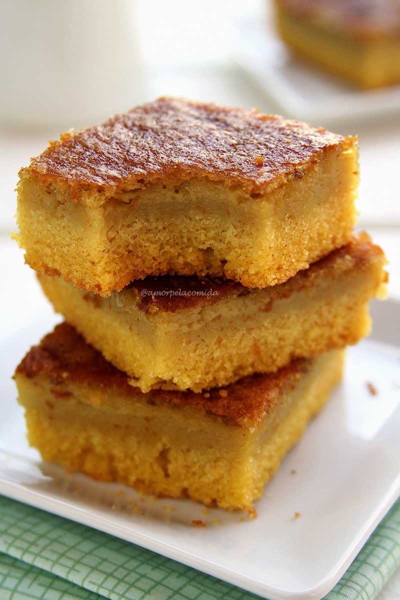 Bolo de Fubá cremoso simples e rápido de liquidificador