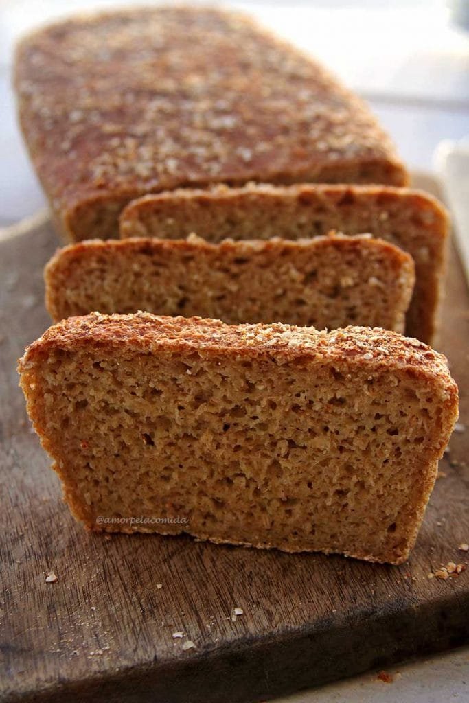 Pão com farinha de quinoa sem glúten, sem ovo, sem soja, sem leite