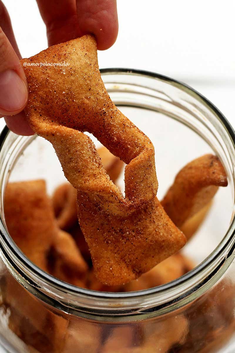 Receita de cuequinha virada crocante com farinha de arroz sem glúten e sem leite