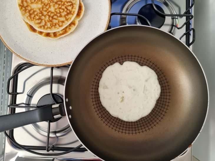 Pão de queijo de frigideira